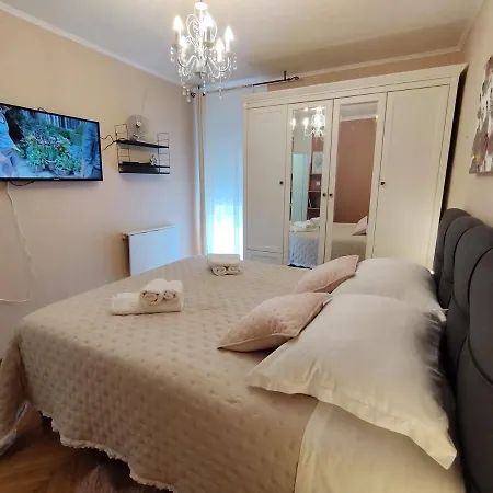 Tonka Apartment